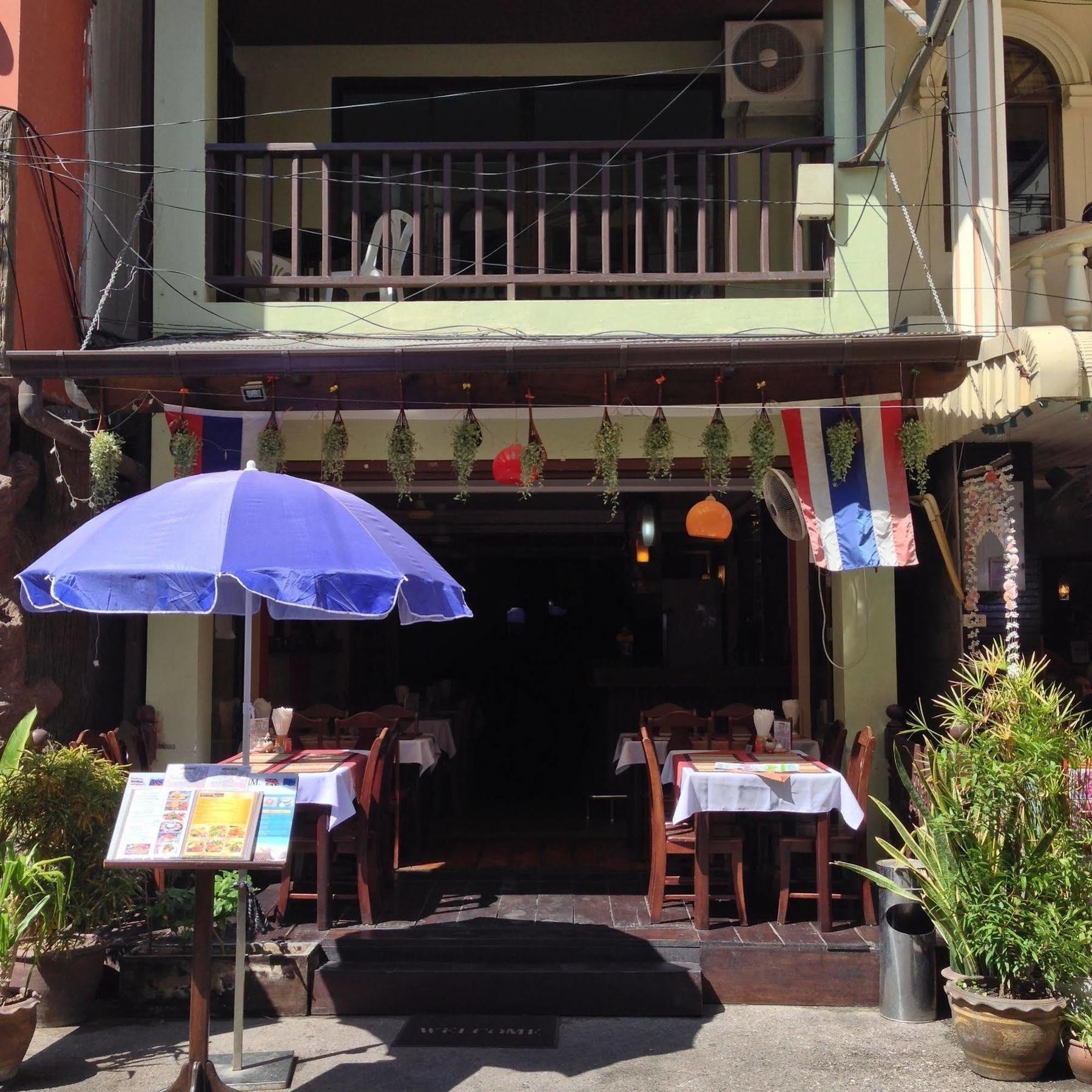 Tropicoza Hostel Patong Ngoại thất bức ảnh